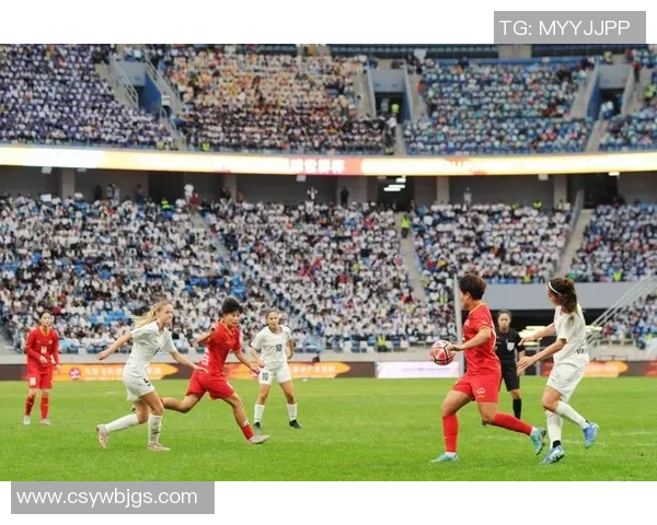 2025年全球足球十大球星年薪排行 谁是收入最高的绿茵传奇